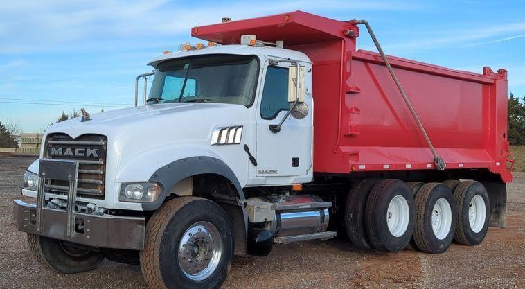2008 Mack Granite GU713